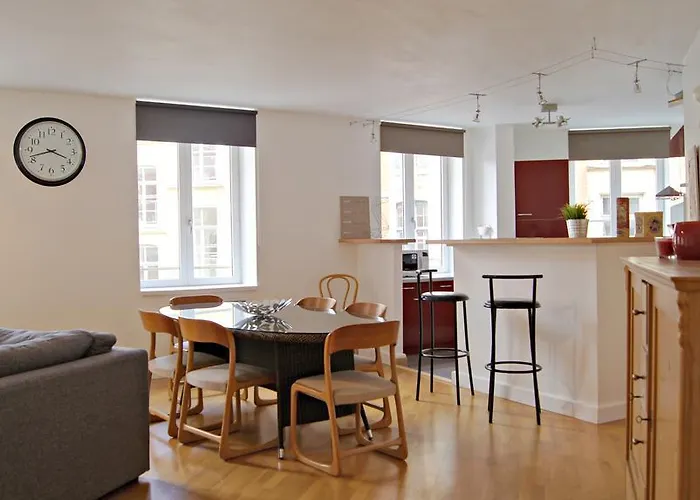 Apartment Little - Theo *